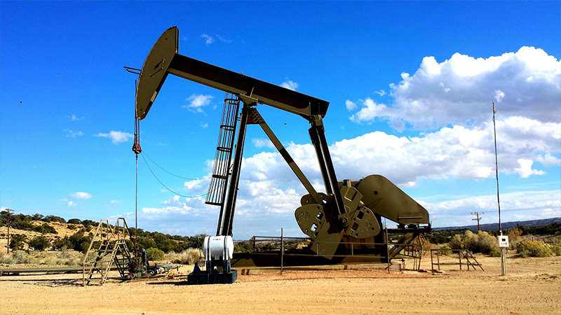 New energy supply solutions for oil drilling, oil production and oil transportation